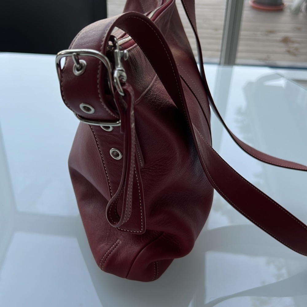 Coach Red Leather Shoulder Bag - Picture 4 of 9